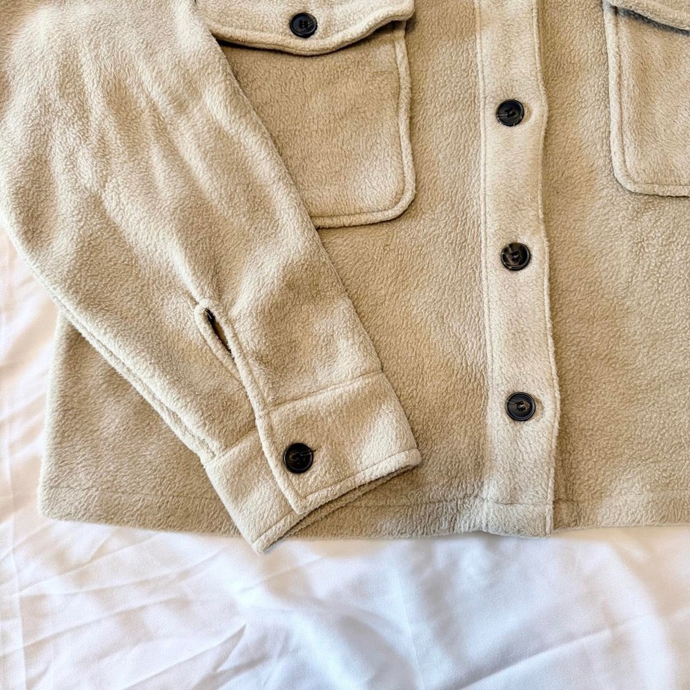 Thread & Supply Tan Fleece Cropped Shacket Button Front Jacket Tan Medium - Picture 3 of 6